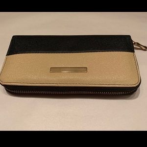 New! Black/Beige Wallet